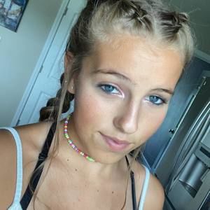 Meet your Posher, Alley